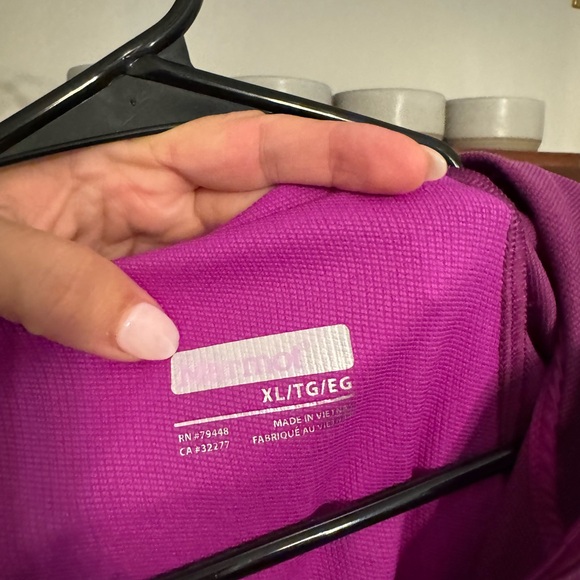 Women’s purple MARMOT jacket with hood - Picture 5 of 13